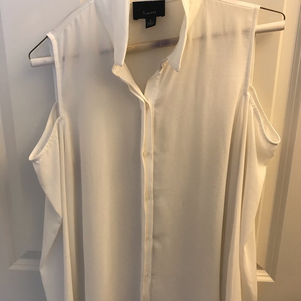 Lumiere cold shoulder blouse - Picture 6 of 11